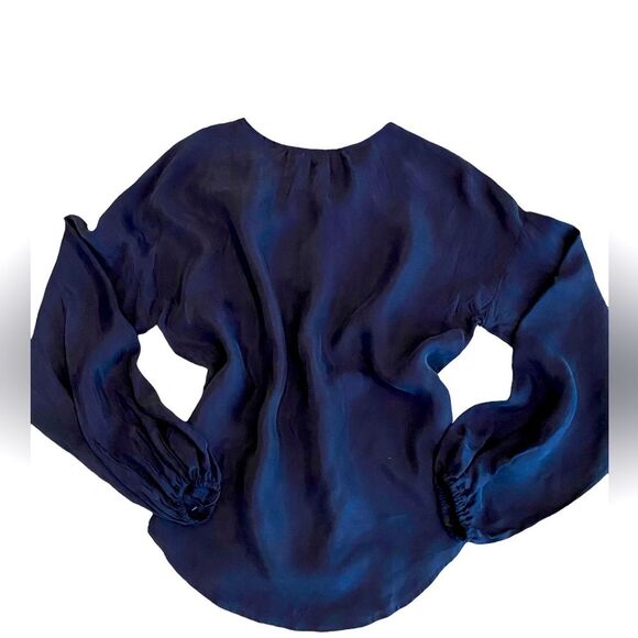 Calme by Johnny Was Navy blue silk long sleeve blouse NWT size Med. Luxury - Picture 7 of 9